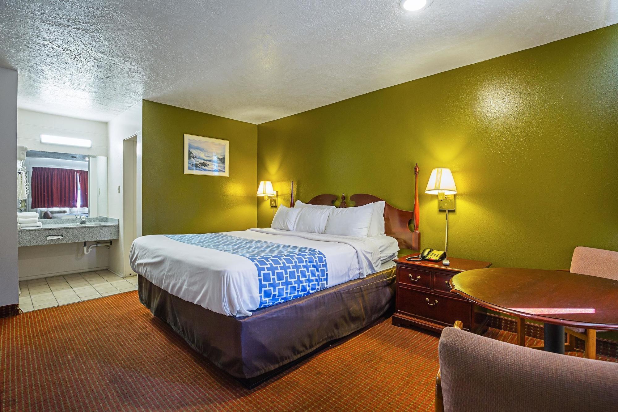 Rodeway Inn סדר סיטי מראה חיצוני תמונה